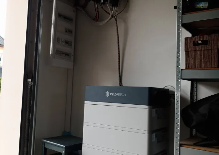 Umístění FVE v garáži, GoodWe 8kW, bateriové uložiště o kapacitě 14,2 kWh